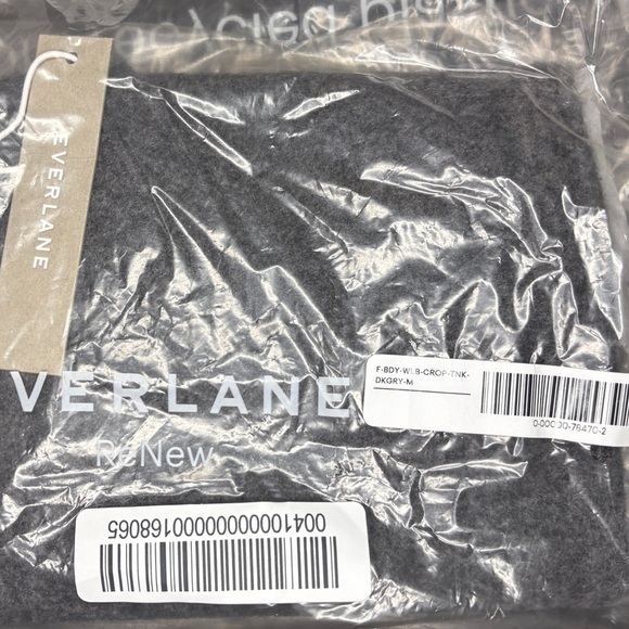 Everlane Renew Crop Tank - Dark Grey - Size M - NWT - Picture 9 of 10